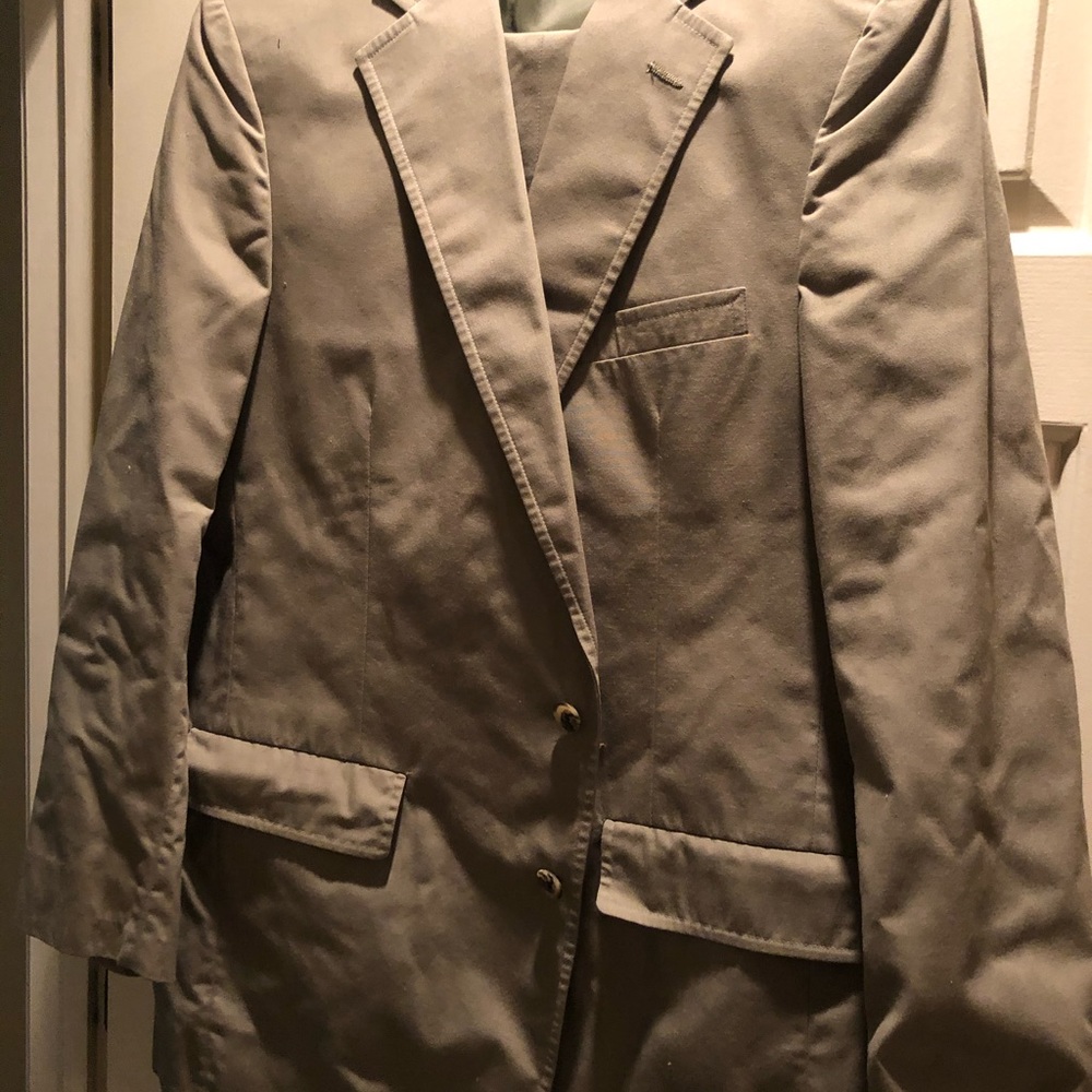 Men’s suit